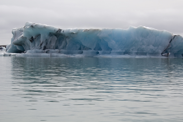 2011-07-06_11-06-09 island.jpg - Eisberge auf dem Jkulsarlon